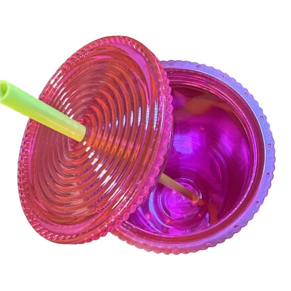 Starbucks Summer 2023 Pleated Magenta 24oz Cold Cup Pink Tumbler NWT - Picture 3 of 4